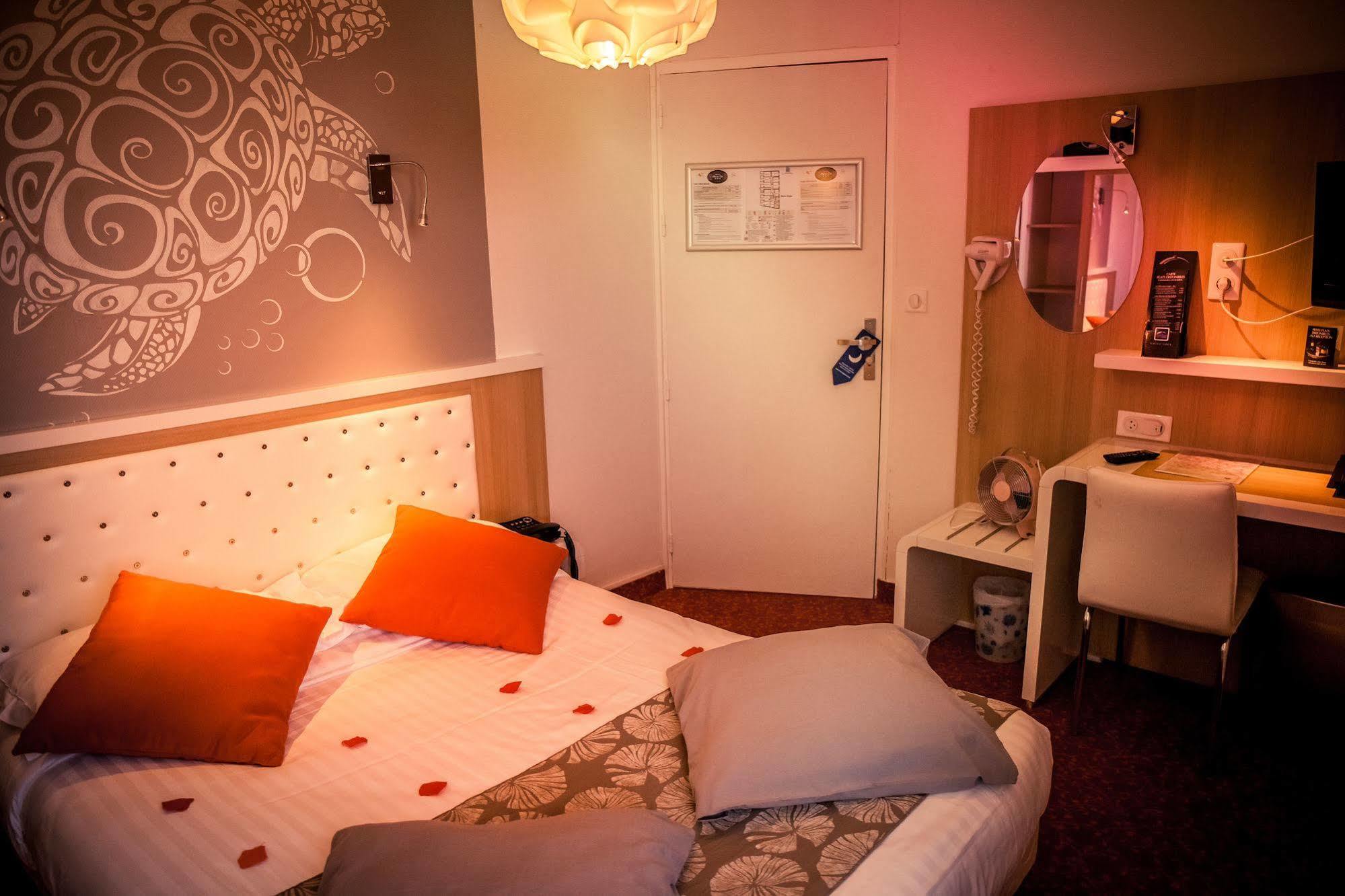 Logis - Hotel Arc En Ciel Et Spa Les Sables D'Olonne Екстер'єр фото